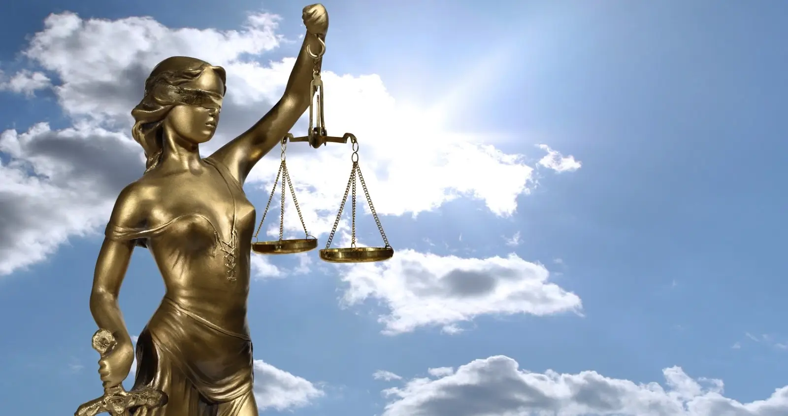 Abogado Carlos Broitman denuncia irregularidades